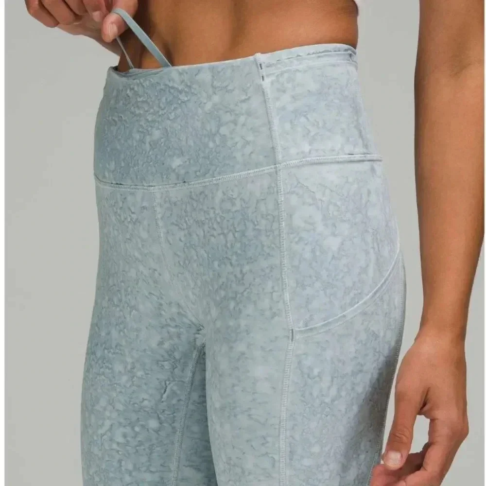 Lululemon Fast and Free Nulux Tights Leggings Athletic Pants Blue 25”  Size 10